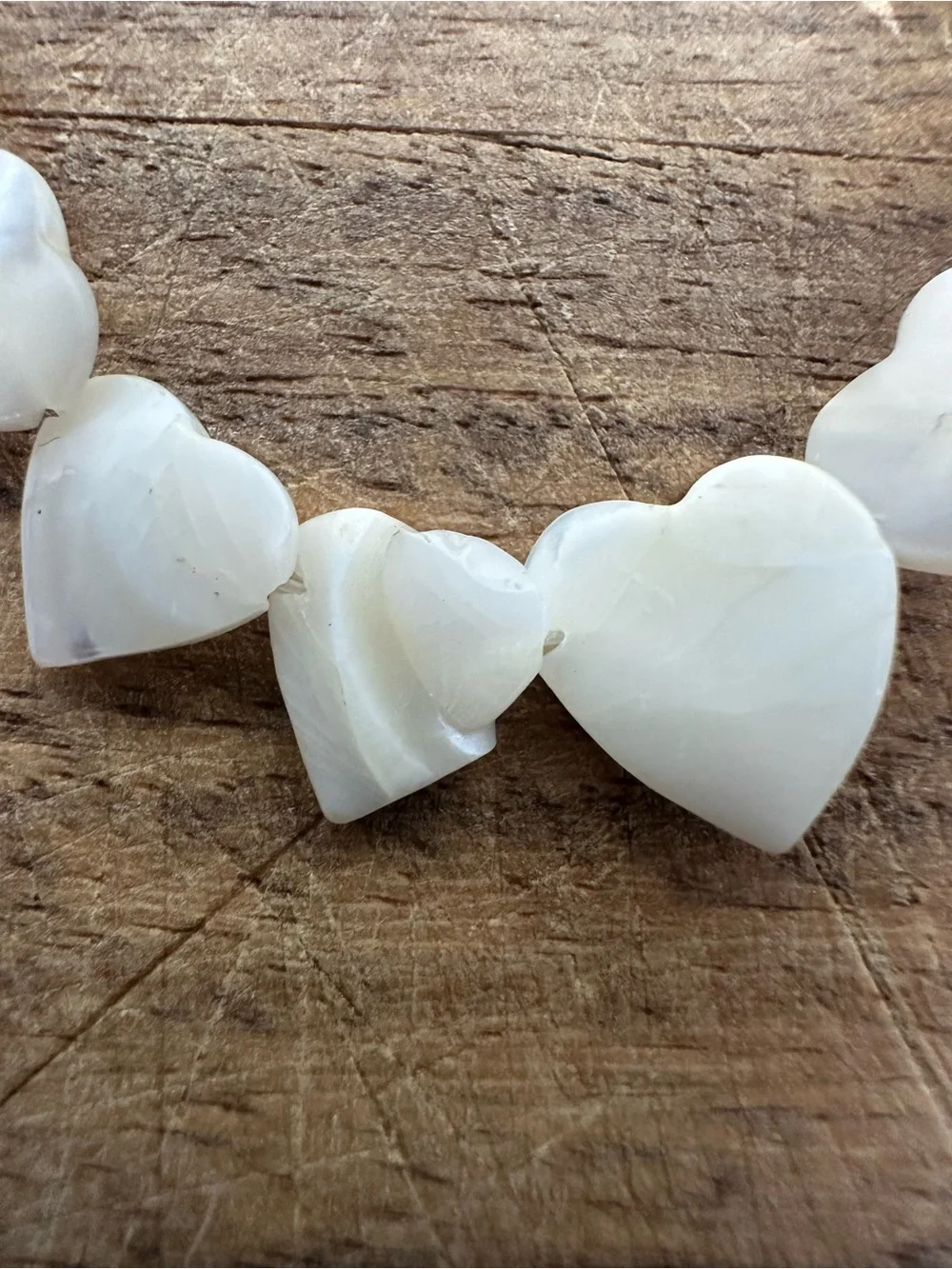Mother of Pearl Heart Beaded Necklace 17in